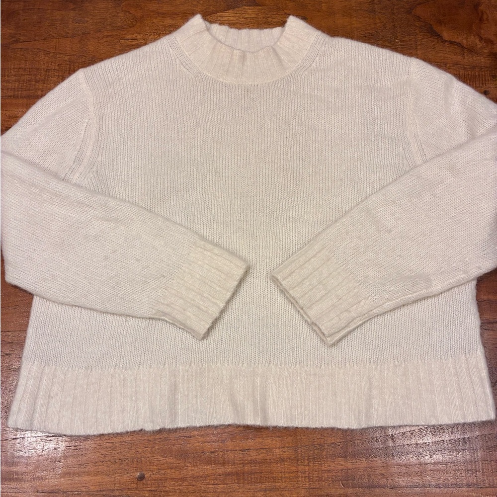 Everlane The Alpaca Cropped Crewneck Sweater Snow Women's XL - Picture 2 of 7